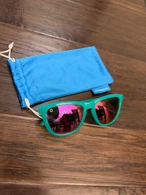 Green Cat-Eye Sunglasses with Pink Mirrored Lenses